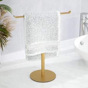 Porte-serviettes en laiton pour la décoration de salle de bain de luxe avec un design moderne, parfait pour les hôtels, les spas, les maisons et les stations balnéaires - Product Image 2