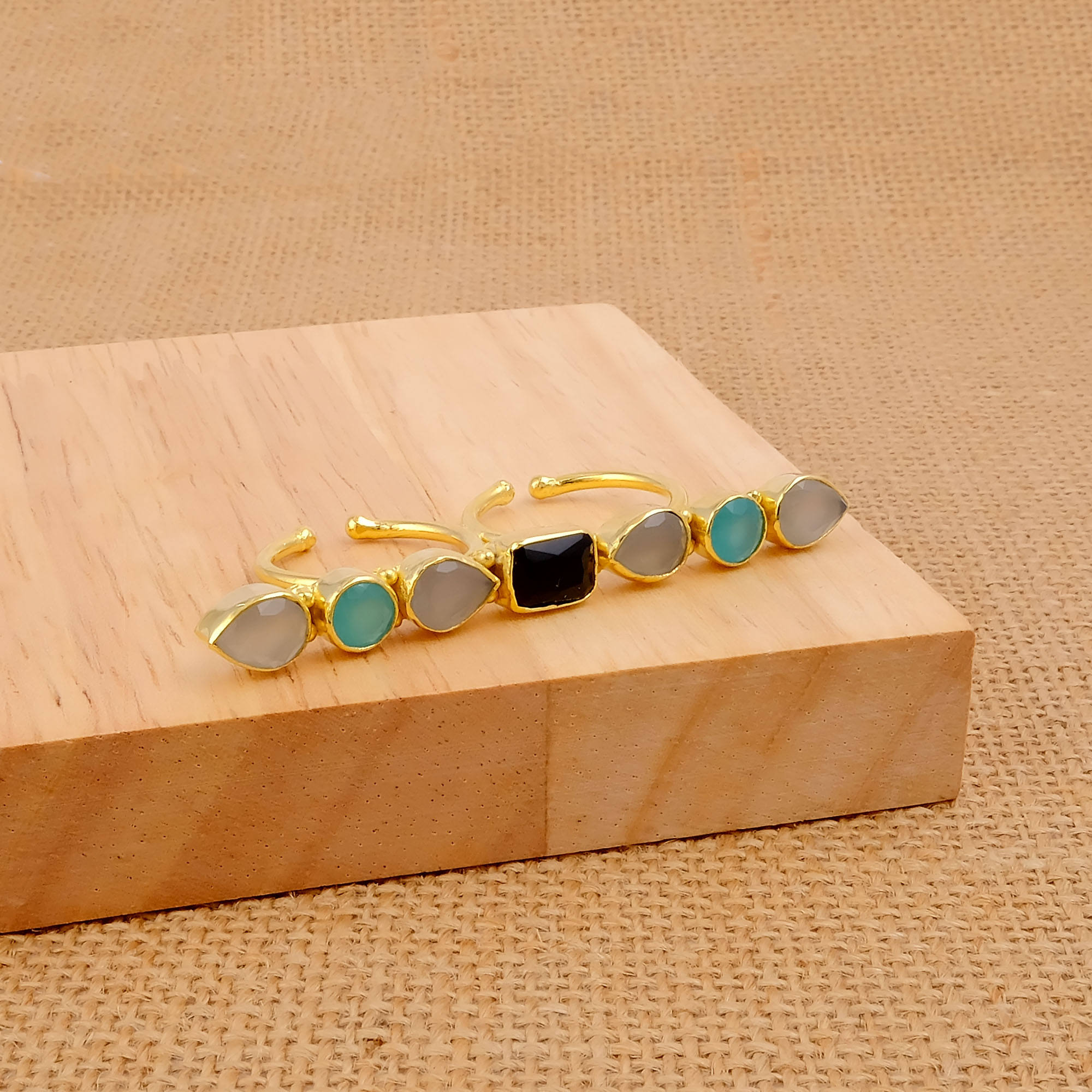 หินโมราสีดำ