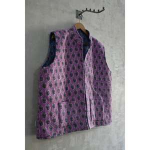 Chaleco Acolchado de Algodón Ecológico Hecho a Mano, Chaqueta sin Mangas para Invierno, Cierre de Botones, Prenda Exterior Étnica con Estampado Bloqueado Cálido - Product Image 3