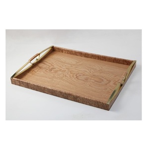 Plateau en bois fait main rectangulaire de couleur naturelle avec poignée pour la décoration de restaurant et de maison-Directement du fabricant et du fournisseur - Product Image 4