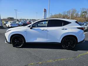 2022 Lexus NX HYBRID NX 450H + F การจัดการกีฬา AWD SUV พร้อมเบาะหนังไฟหน้า LED หน้าจอสัมผัสและไฟกลางวัน - Product Image 2