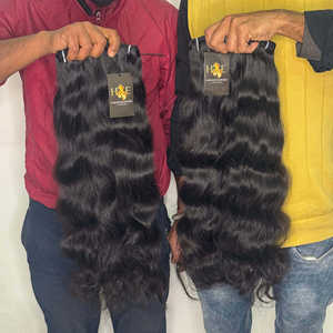 Paquets de cheveux bouclés brésiliens de vison vendeur en gros de cheveux humains indiens non transformés cheveux vierges vietnamiens alignés sur les cuticules - Product Image 1