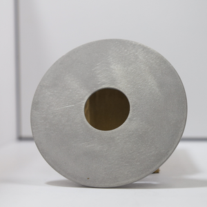 บริการเครื่องจักรกลแบบ OEM ที่ได้รับการรับรองมาตรฐาน ISO9001 ผลิตในเวียดนาม  ผลิตภัณฑ์คุณภาพสูงจากอะลูมิเนียมอัลลอยด์หล่อขึ้นรูปด้วยเครื่อง CNC พร้อมบริการเจาะรู  สีตามสั่ง - Product Image 2