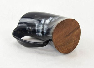 Tazas de cuerno para beber con grabado en tamaños grandes adecuadas para suministros de juegos Vikingos de India Horn Tankard - Product Image 3