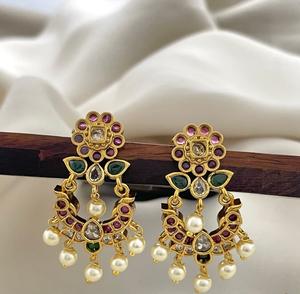 Boucles d'oreilles de qualité supérieure, exclusives, plaquées or, style traditionnel, ornées de pierres, pour mariage, festival, collections pour femmes et filles - Product Image 1