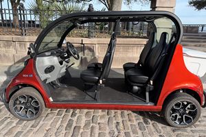 2022 GEM e4 Low Mileage Sound Engine AUTOMATIC Transmission <b>Panoramic</b> roof LED lights Ready to Ship - Product Image 4