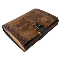 Vente en gros de livre de sorts gothique vintage à couverture rigide diable soleil et lune couverture en cuir gaufré à la main serrure C pour hommes et femmes