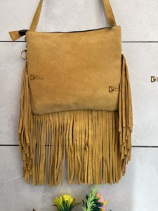 Nuevo diseño elegante pelo ocultar piel flecos cuero de vaca Sling Bag parches bolso bandolera carta borla moda gitana - Product Image 3