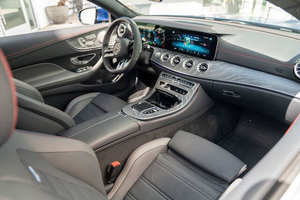 Mercedes-Benz Clase E AMG E 53 Estándar 2022 - Product Image 2