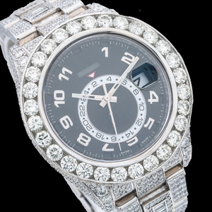 Montre Hip Hop de style élégant Montre bracelet en acier inoxydable à cadran noir avec mouvement à quartz Moissanite Diamond pour hommes et femmes. - Product Image 2