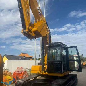 Used Caterpillar 323 Tracked Excavator for Sale <b>5</b> Ton Operating <b>Weight</b> Powerful Motor and Engine Good Condition - Product Image 2