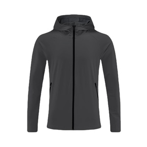 Deportes al aire libre de secado rápido abrigos capucha reflectante personalizado hombres ligero gimnasio chaqueta portátil impermeable liso teñido - Product Image 5