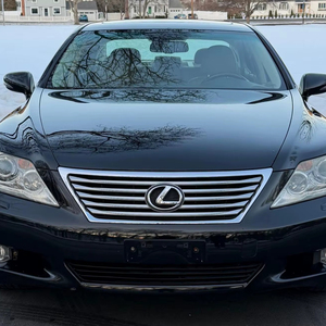 Lexus LS 460 L 2010 Usado, Sedán de Distancia Entre Ejes Larga, Motor V8, Tracción en las Cuatro Ruedas, Equipamiento Completo, Sin Modificaciones - Product Image 1
