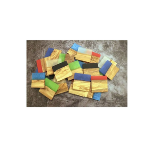 Posavasos de madera y resina hechos a mano, posavasos y almohadillas de resina verde y madera de acacia, posavasos de forma redonda a bajo precio - Product Image 3