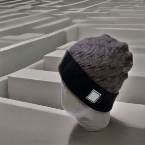 Chapeau beanie en crochet de luxe unisexe de marque Winter, en coton de haute qualité, bonnet de ski tricoté, motif uni, personnalisable, respirant, pour les voyages - Product Image 4