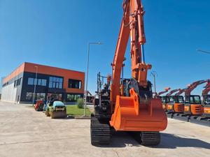 Excavadora Hidráulica Hitachi con Tracción en Todas las Ruedas, Transmisión Automática, Diésel Euro 6, Tipo Caterpillar - Product Image 2