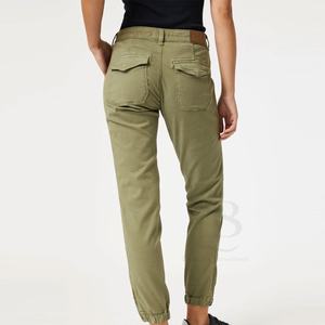 Pantalones cargo de mujer a la moda con diseño de logotipo personalizado éxito de ventas pantalones cargo de mujer rectos lavados informales de alta calidad servicio OEM - Product Image 3