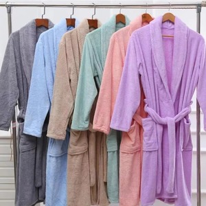 Haute qualité 100% polyester vente en gros Super doux et chaud couleur unie corail polaire Couple Robe de bain peignoir dames et Robe - Product Image 1
