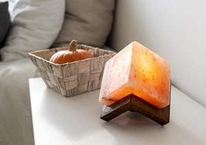 Floral Himalayan <b>Salt</b> Square Box <b>Lamp</b> Natural Pink <b>Rock</b> Crystal with Hand-Carved Wooden Base for Romantic Home Electric Decor - Product Image 3