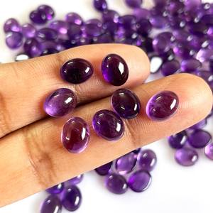 พลอยอเมทิสต์สีม่วงธรรมชาติทรงรีบริวัตร คุณภาพเยี่ยม สีสันสวยงาม ขัดเงาอย่างดี เหมาะสำหรับงานทำมือ - Product Image 1