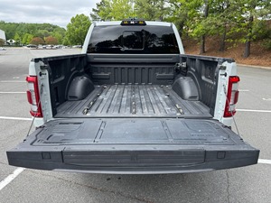 <span class=keywords><strong>Ford</strong></span> F-150 <span class=keywords><strong>Raptor</strong></span> R <span class=keywords><strong>4x4</strong></span> Super Crew 2023, moteur V8 suralimenté 5,2 L, pick-up automatique - Product Image 4