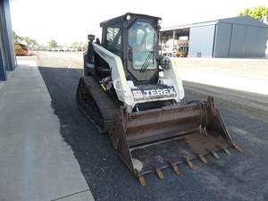 Chargeuse compacte TEREX PT75 SKDI d'occasion 2017, qualité OEM, chenilles en caoutchouc ASV MTL, 15"x4"x42A, pompe hydraulique KYB, moteur - Product Image 3