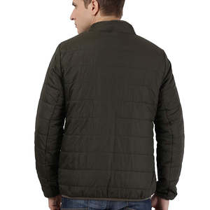 Chaquetas Acolchadas de Primera Calidad, Fabricadas en Pakistán, Chaquetas Populares para Exteriores, Chaquetas Acolchadas de Invierno para Ropa Urbana - Product Image 4