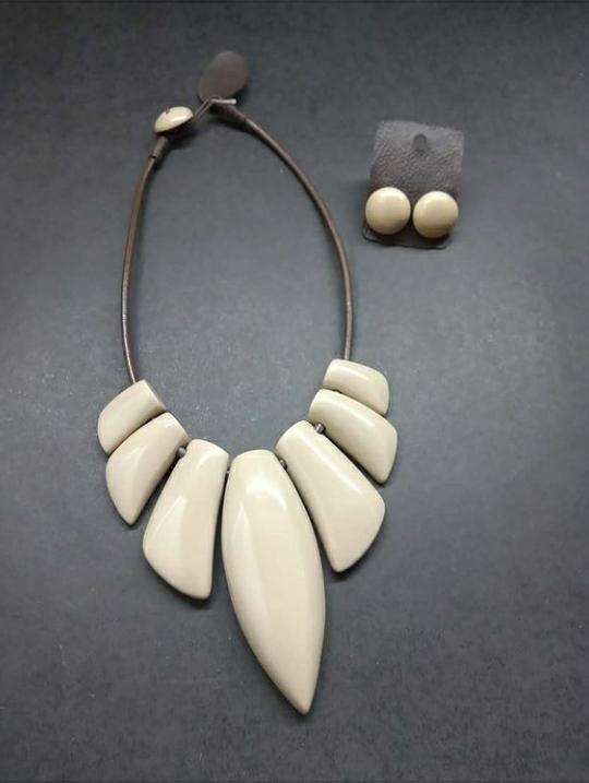 ตามที่แสดง