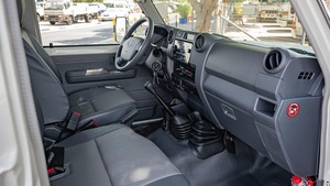2022ไปยัง Yota Land crui SER LC79รถแท็บเดียว4.5L V8 202HP เทอร์โบดีเซล4WD 430NM