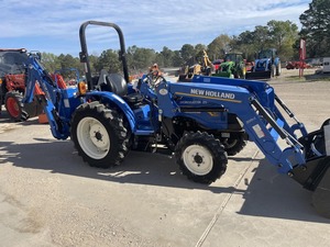 Tractor Agrícola Mini 4x4 Workmaster 25 de Holanda, Nuevo y Usado, 25HP, Alta Productividad, Potencia Confiable, Operación Sencilla, en Venta - Product Image 4