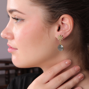 Pendientes colgantes de flor redonda de labradorita DUA, joyería de declaración de boda chapada en oro de 18 quilates de latón a la moda - Product Image 5