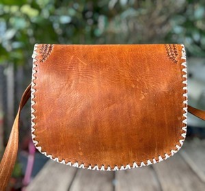 Sac à bandoulière en cuir bohème marocain avec motif gaufré, pochette à rabat pour femme - Product Image 2