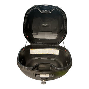 Top Case GIVI B37NT Blade Tech Monolock 37 Litres Noir pour Motocyclettes en Plastique, Alliage d'Aluminium et Pièces en Aluminium - Product Image 2
