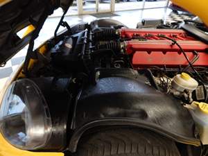 Dodge Viper GTS 2001 Usado, ~20200 Millas, Transmisión Manual de 6 Velocidades, Motor V10 de 8.0 Litros, Color Amarillo Viper de Carreras - Product Image 6