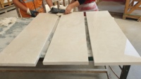 2025 Moderne Luxus-Treppenstufen und -Setzstufen aus Cremebeigem Naturmarmor mit Glatter Polierter, Geschliffener und Getrommelter Oberfläche, Hergestellt in der Türkei
