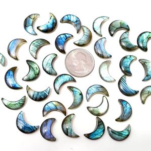 ลูกปัดแกะสลักรูปดวงจันทร์แลบราโดไรต์แกะสลักรูปพระจันทร์ด้วยมือ - Product Image 2