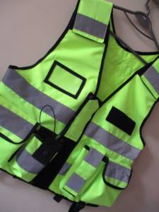 Dernier design Poches multifonctionnelles Gilet de sécurité réfléchissant haute visibilité Gilets de sécurité à fermeture éclair avant Gilet tactique haute visibilité - Product Image 2