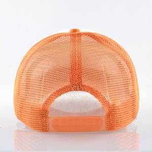 Casquette de baseball personnalisée en coton avec logo brodé doux au toucher Casquettes de camionneur avec boucle en métal réglable à l'arrière - Product Image 4