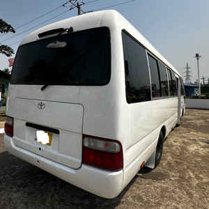 Autobús Toyota Coaster Usado Diésel de 30 Plazas en Excelente Estado con Volante a la Izquierda y Derecha sin Historial de Accidentes a Precio Económico - Product Image 4