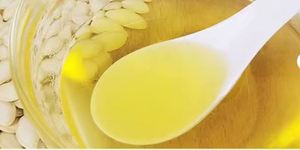 Aceite de Semilla de Calabaza Puro en Oferta, para Piel y Cabello, Absorción Rápida e Hidratante para Piel Seca, Aceite Facial de Semilla de Calabaza al Mejor Precio - Product Image 4