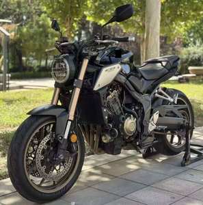 2024 / 2025 CB650R CBR650R 220 km/h (Motocyclettes) Prêt à être expédié dans le monde entier - Product Image 1