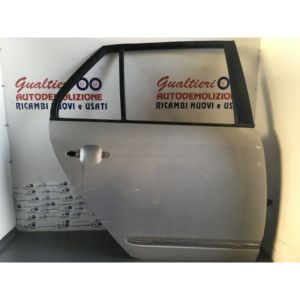 PORTA POSTERIORE DESTRA KIA Carens 2a Serie 770041D010 (06>) - Product Image 1