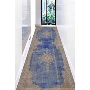 Tapis imprimé bleu marine : motifs orientaux et turcs estompés et doux, tapis en velours de luxe - Product Image 5