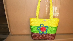 Sac à bandoulière en sisal de <span class=keywords><strong>Madagascar</strong></span> à fermeture par bouton rond et longue sangle pour enfants, petit sac mignon et coloré pour filles - Product Image 6