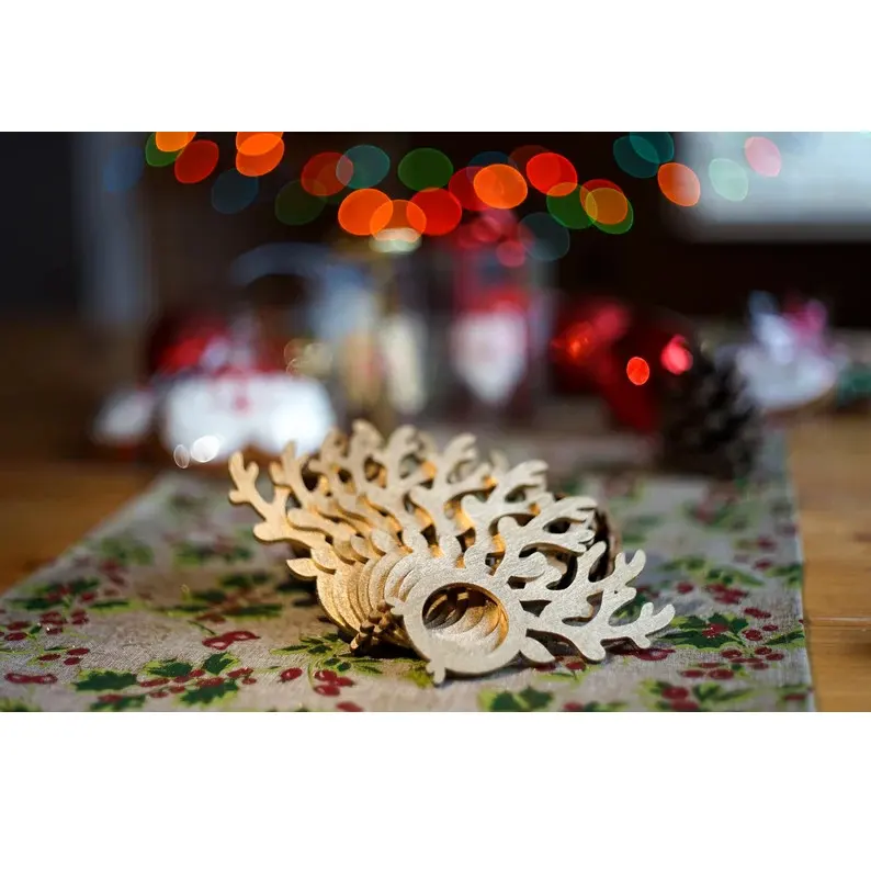 Taplak meja bulat dihiasi untuk Natal dengan rusa kutub dibuat di Vietnam grosir kualitas tinggi