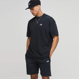 Premium Personnalisé Noir Gris Surdimensionné Homme Script Lavé T-Shirt & Short Ensemble 2 Pièces Ensemble Gym Workout & Streetwear T-shirt Pour Hommes - Product Image 1