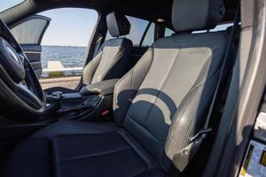 BMW 330i xDrive Sports Wagon B58 Turbo de 6 cilindros, usado, premium, año 2018 - Product Image 5