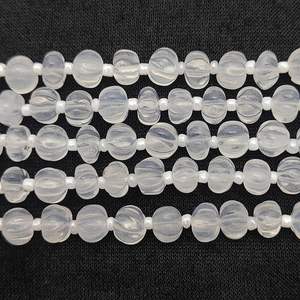 Perles de citrouille en pierre de 8 pouces de long à facettes en quartz de glace naturelle sculptée en pierres précieuses fournies d'Inde - Product Image 5