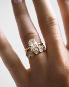 Élégant 4x6mm ovale coupe Moissanite bande de fiançailles allongée style glace pilée bague de mariage bijoux pour femmes en gros - Product Image 2