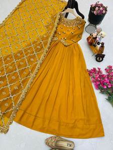 Ensemble de Salwar Lehenga de Mariage FANCY avec Broderie, Vêtement pour Occasions Spéciales pour Femmes - Product Image 2